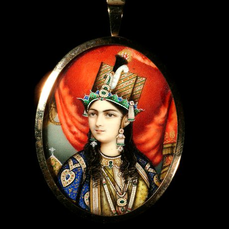 Small oval portrait of Mumtaz Mahal/Queen Arjumand Banu.