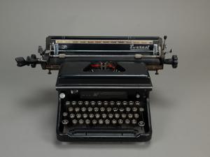 A black typewriter.